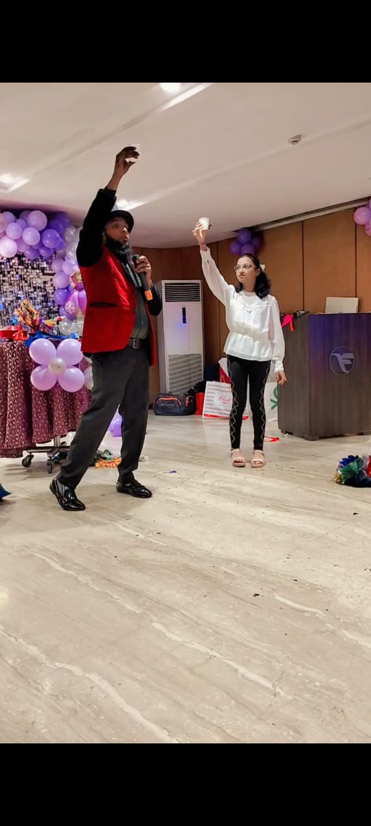 One artist 35 minutes package